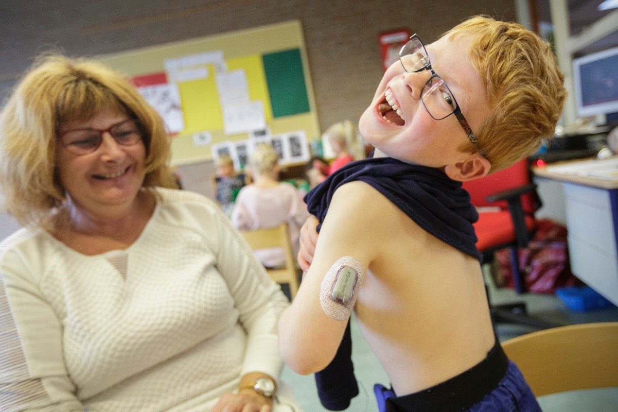 Een kind met diabetes in de klas:  ‘Ik houd hem altijd extra in de gaten’